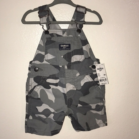 NWT Oshkosh B’Gosh Camo Short-Overalls - Picture 1 of 5